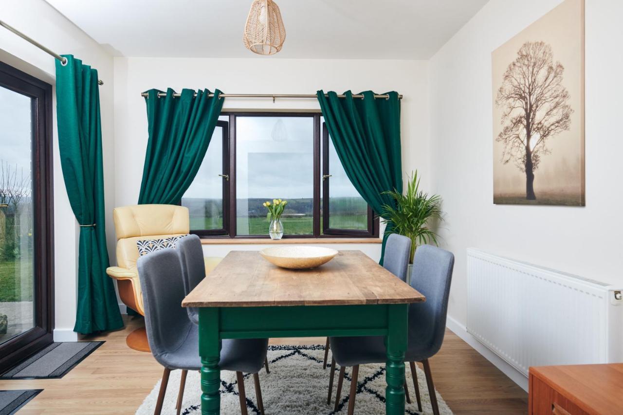 Maes Y Mel- A Couples, Pet Friendly, Rural Romantic Getaway With Countryside Views Gellywen Екстериор снимка